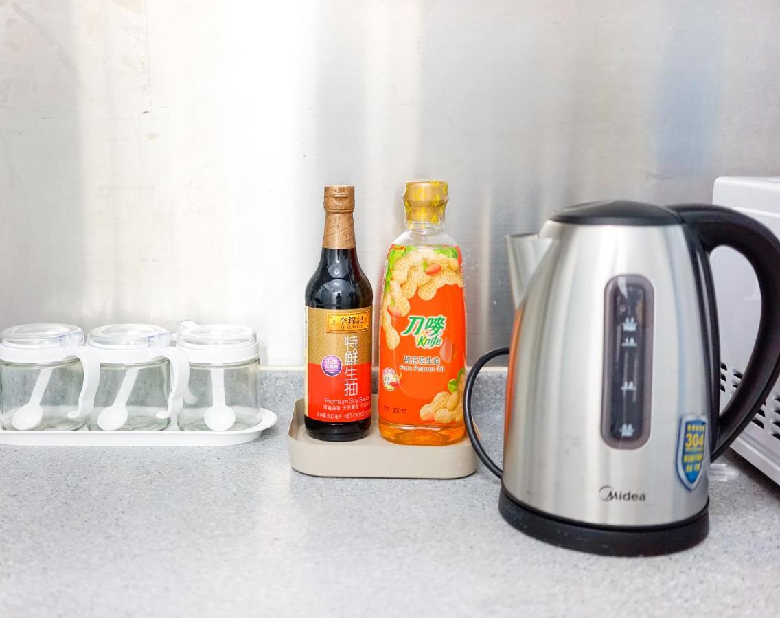 Shared Dormitory Wan Chai Road 187 هونغ كونغ المظهر الخارجي الصورة